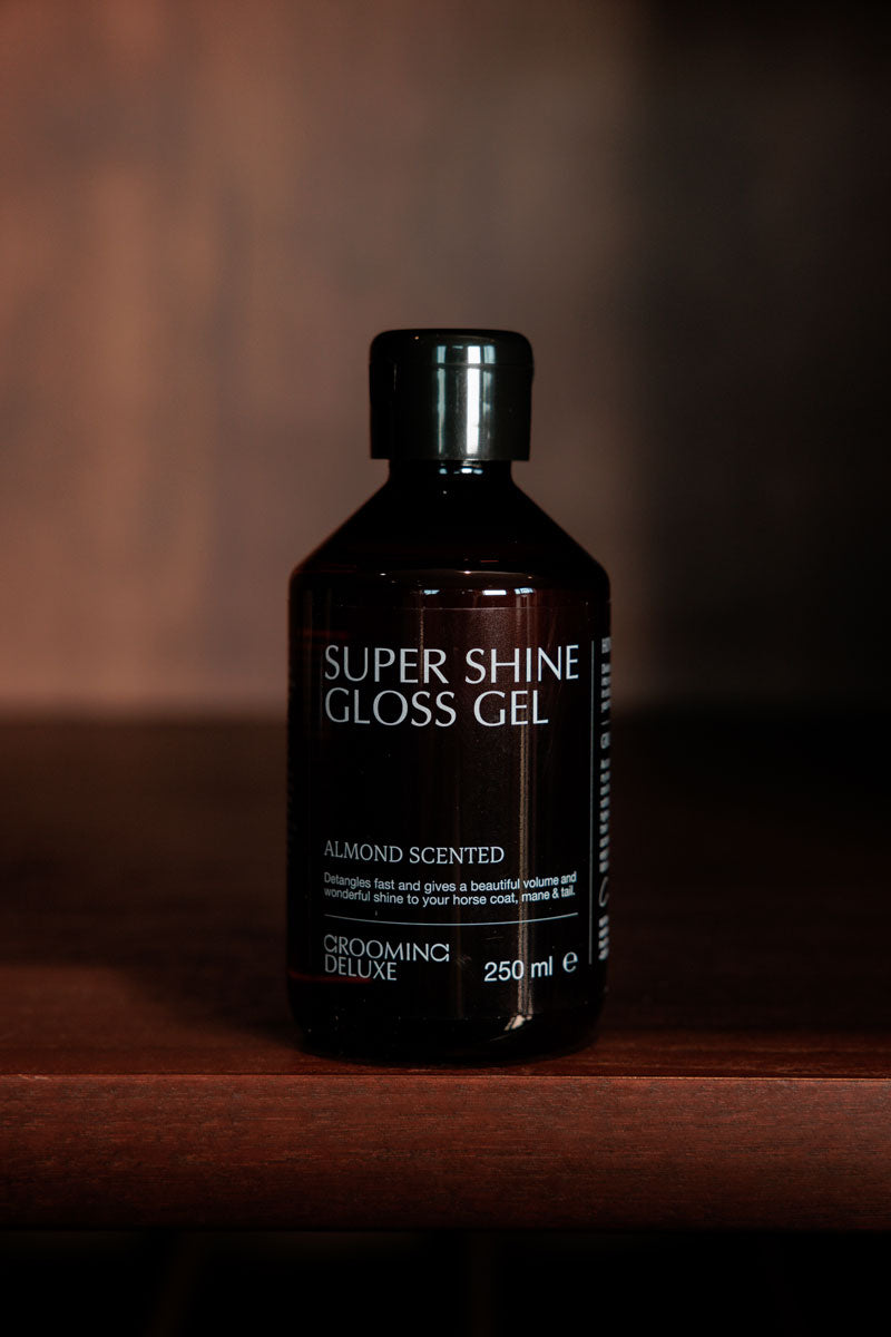 Grooming Deluxe Super Shine Almond Gloss Gel 250ml