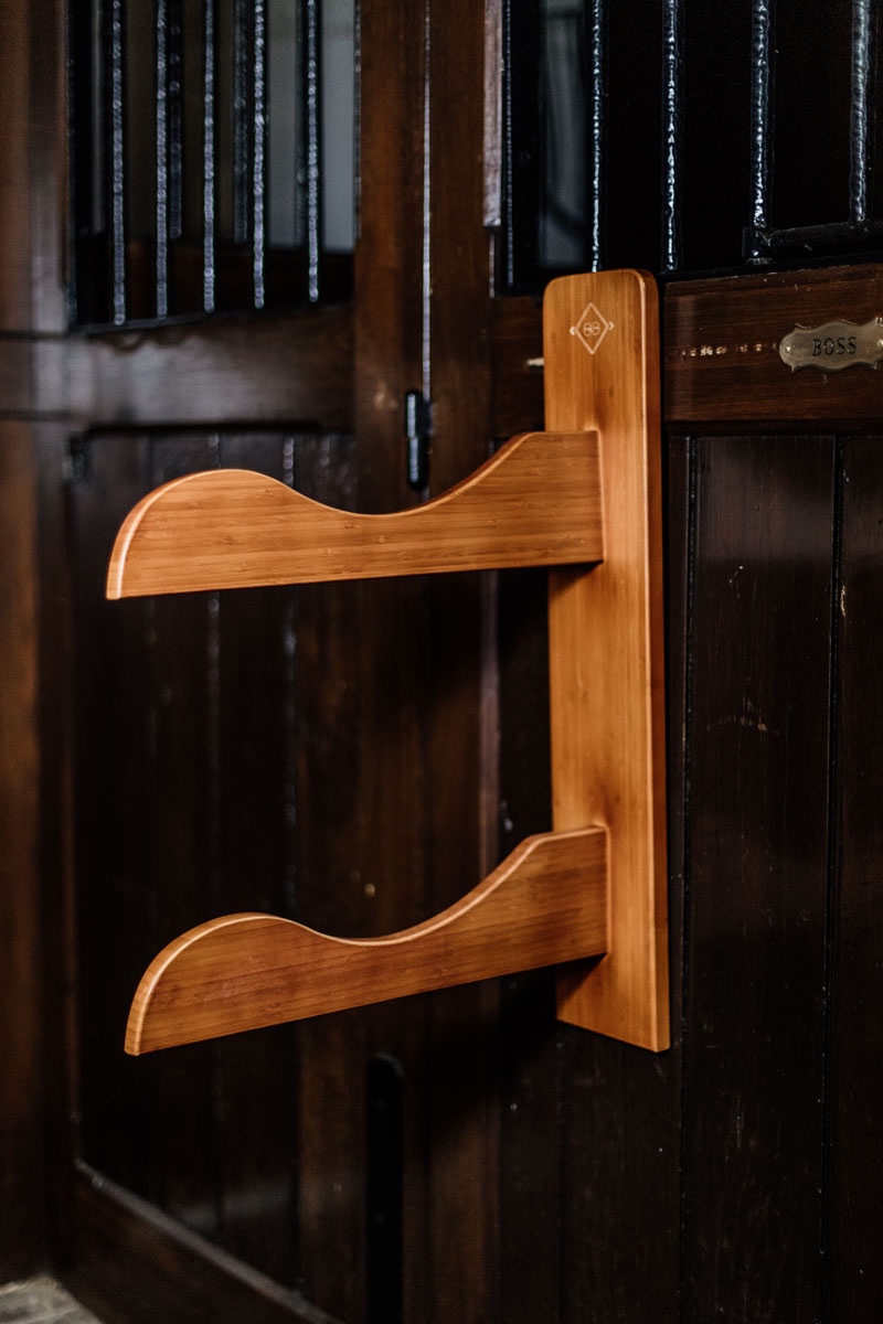 Grooming Deluxe Wooden Saddle Rack