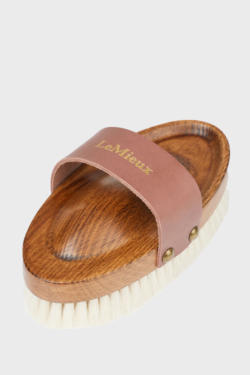 Le Mieux Artisan Soft Goats Hair Brush Brown