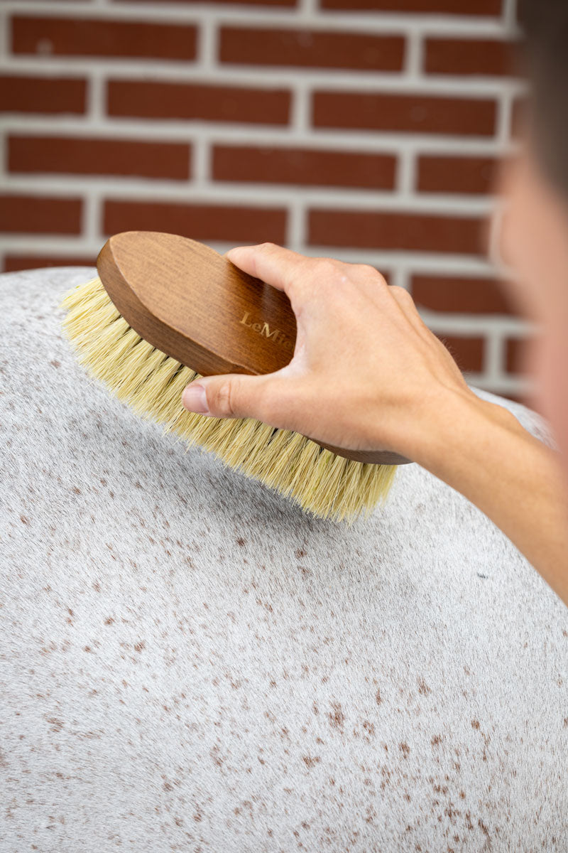 Le Mieux Artisan Soft Finishing Brush Brown