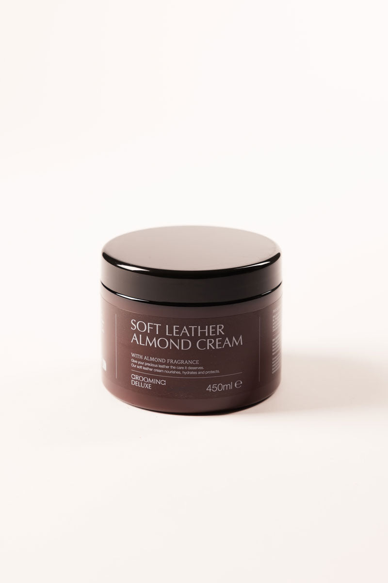 Grooming Deluxe Soft Leather Almond Cream
