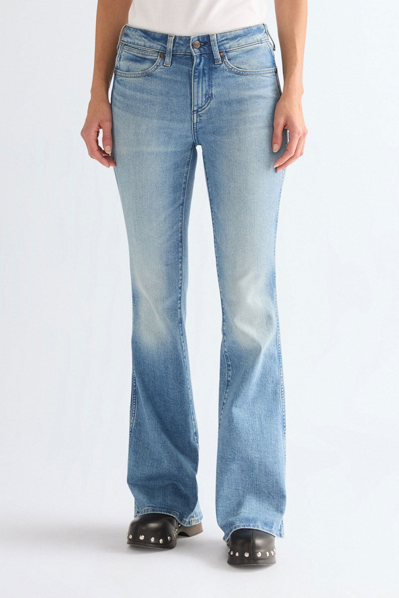 Wrangler Montana Flared Jeans American Blue 