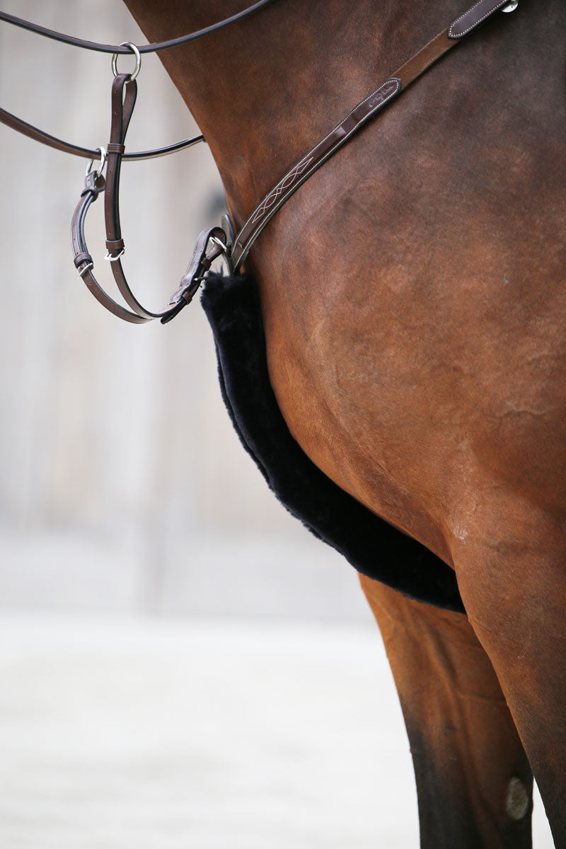 Kentucky Sheepskin Breastplate Cover Black