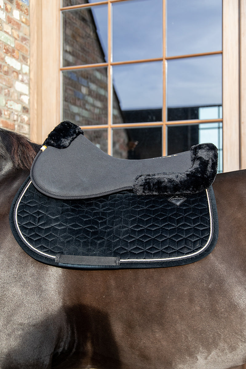 Kentucky Horsewear Sheepskin Half Pad Anatomic Absorb Black