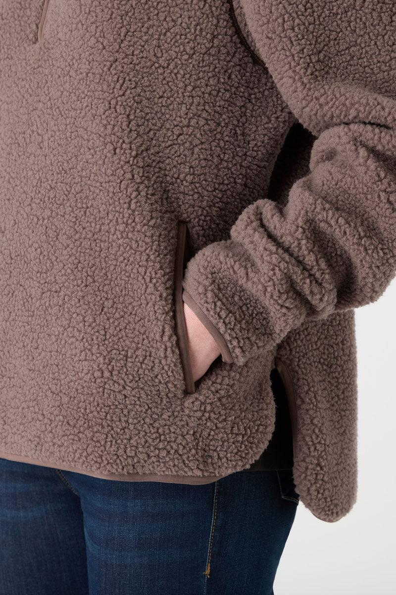 Musto Cove Deep Pile Fleece Plum Truffl