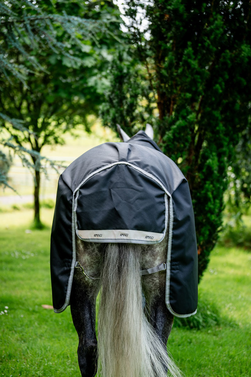 Amigo Bravo 12 Plus Turnout 400g Black/Titanium Grey & Silver 