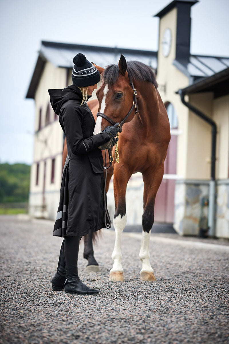 Stierna Beanie Dark Navy