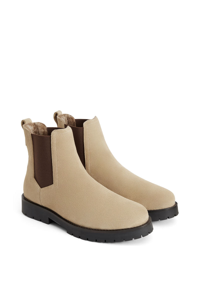 Fairfax & Favor Sheepskin Boudica Boot Caramel Suede