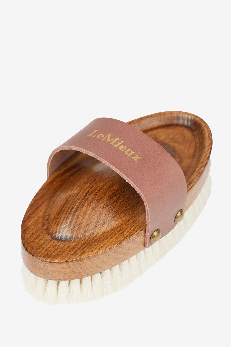 Le Mieux Artisan Soft Goats Hair Brush Brown 