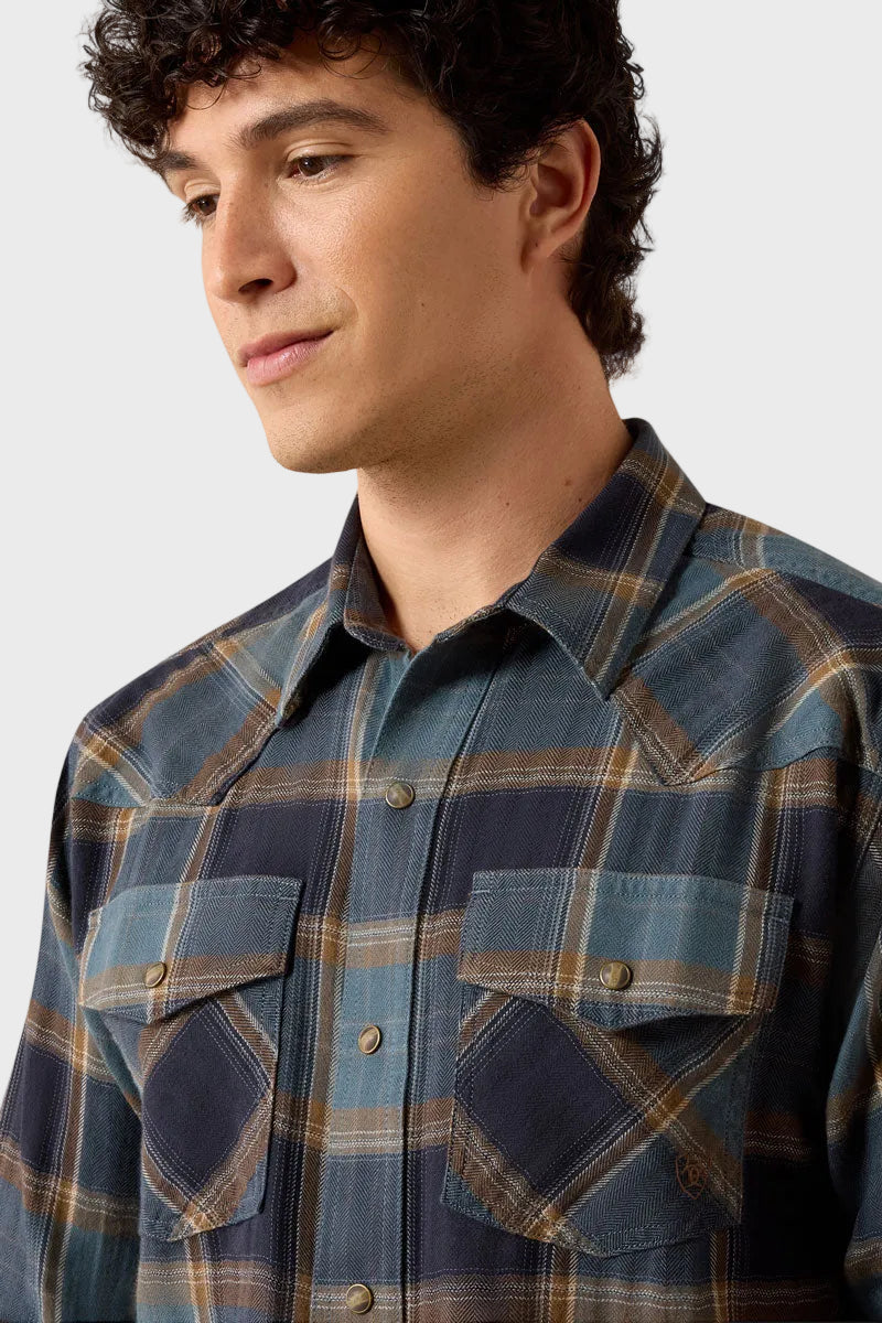 Ariat Men's Retro Harbert Fitted Snap Shirt Inkwell Plaid