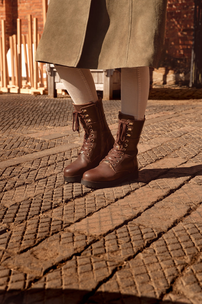 Fairfax & Favor Anglesey Combat Boot Mahogany Leather