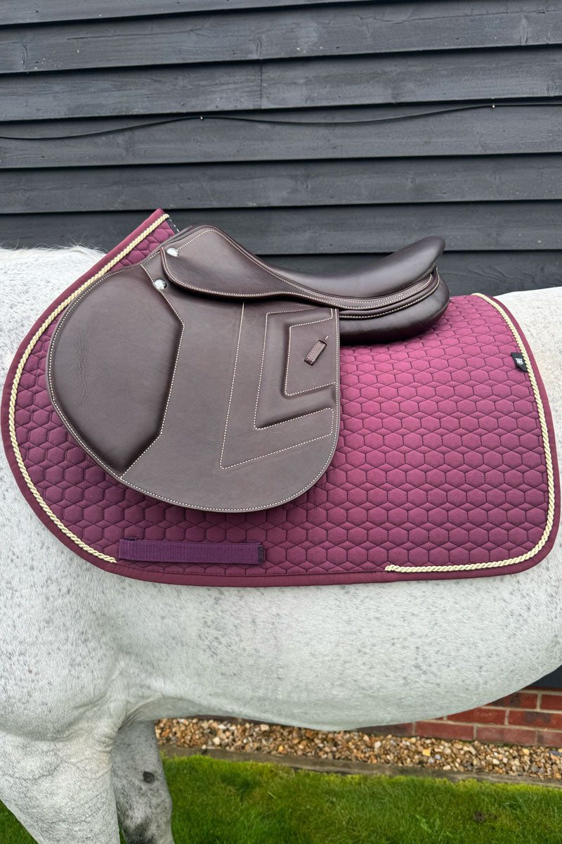 Mattes Jump Saddle Pad with Piping Blackberry with Blackberry Binding & Champagne Piping