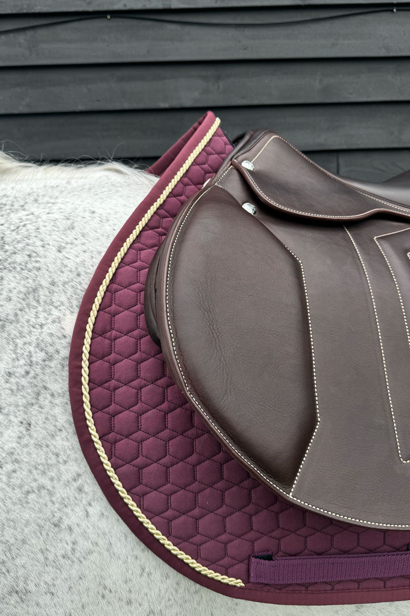 Mattes Jump Saddle Pad with Piping Blackberry with Blackberry Binding & Champagne Piping