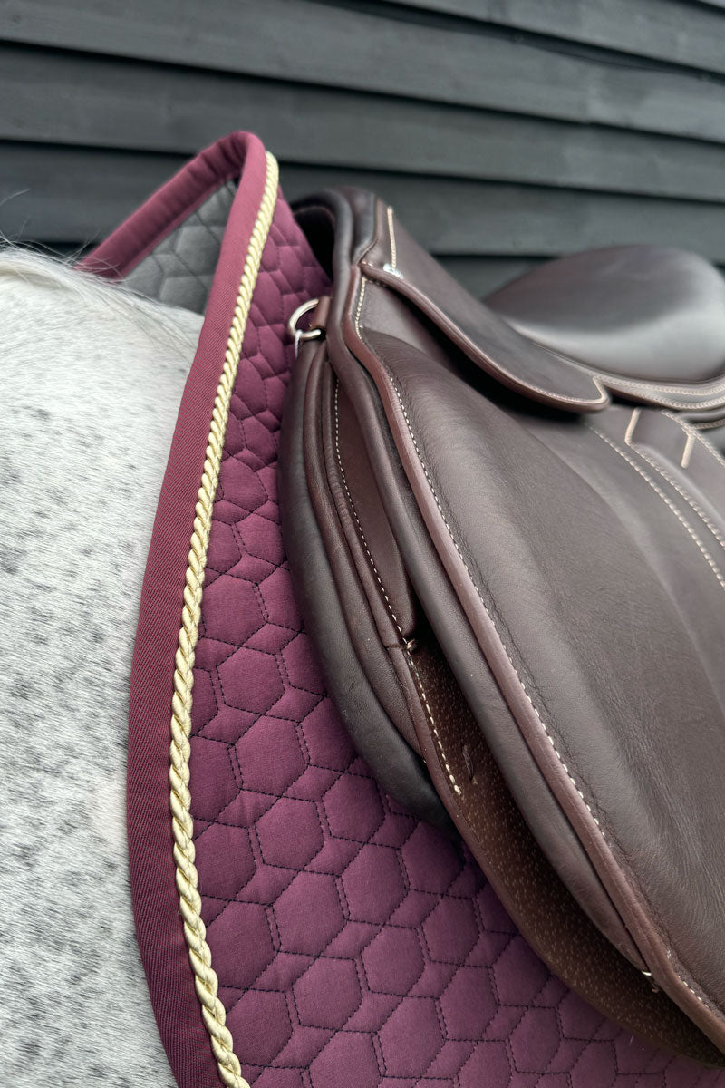 Mattes Jump Saddle Pad with Piping Blackberry with Blackberry Binding & Champagne Piping