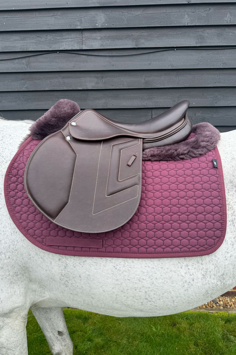 Mattes Jump Lambskin Saddle Pad Blackberry/Plum