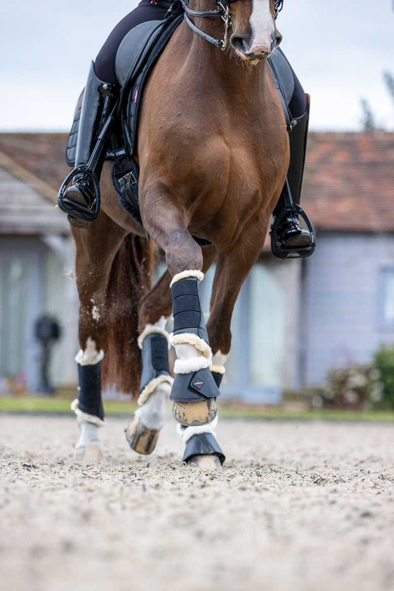 Le Mieux Fleece Lined Brushing Boots Black/Natural