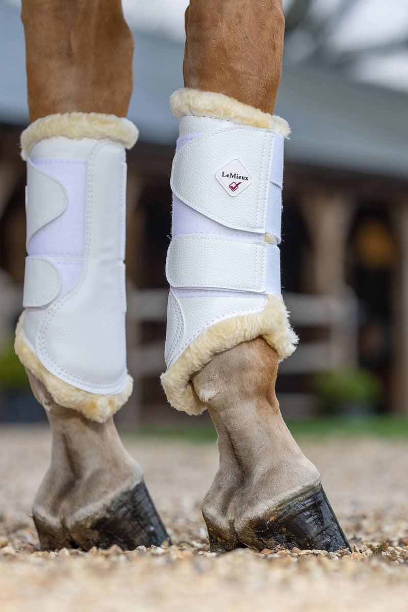 Le Mieux Fleece Lined Brushing Boots White/Natural