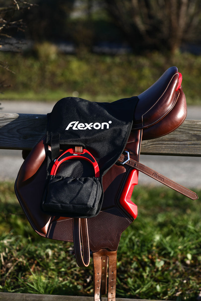 Flex-On Stirrup Covers Black