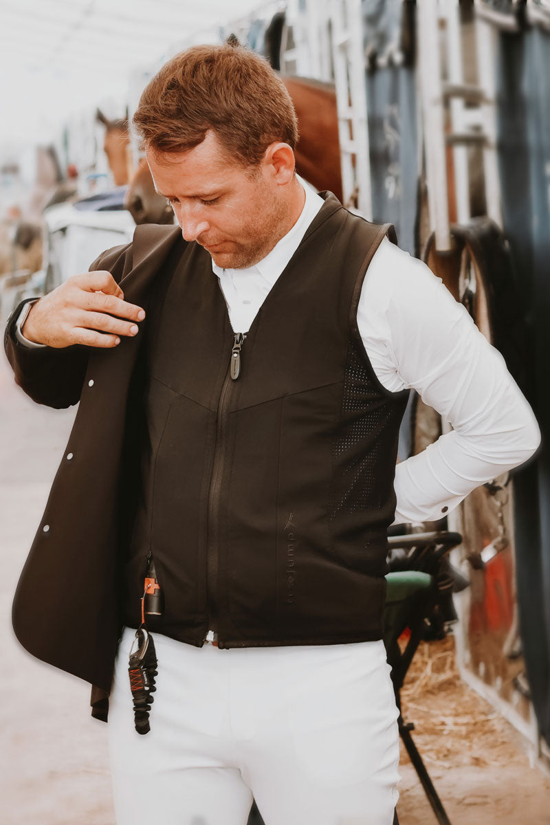 Freejump Airbag Vest Black