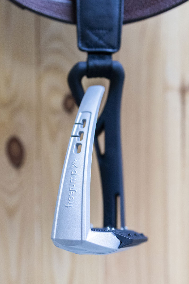 Freejump Soft'Up Pro+ Stirrups - Black/Silver