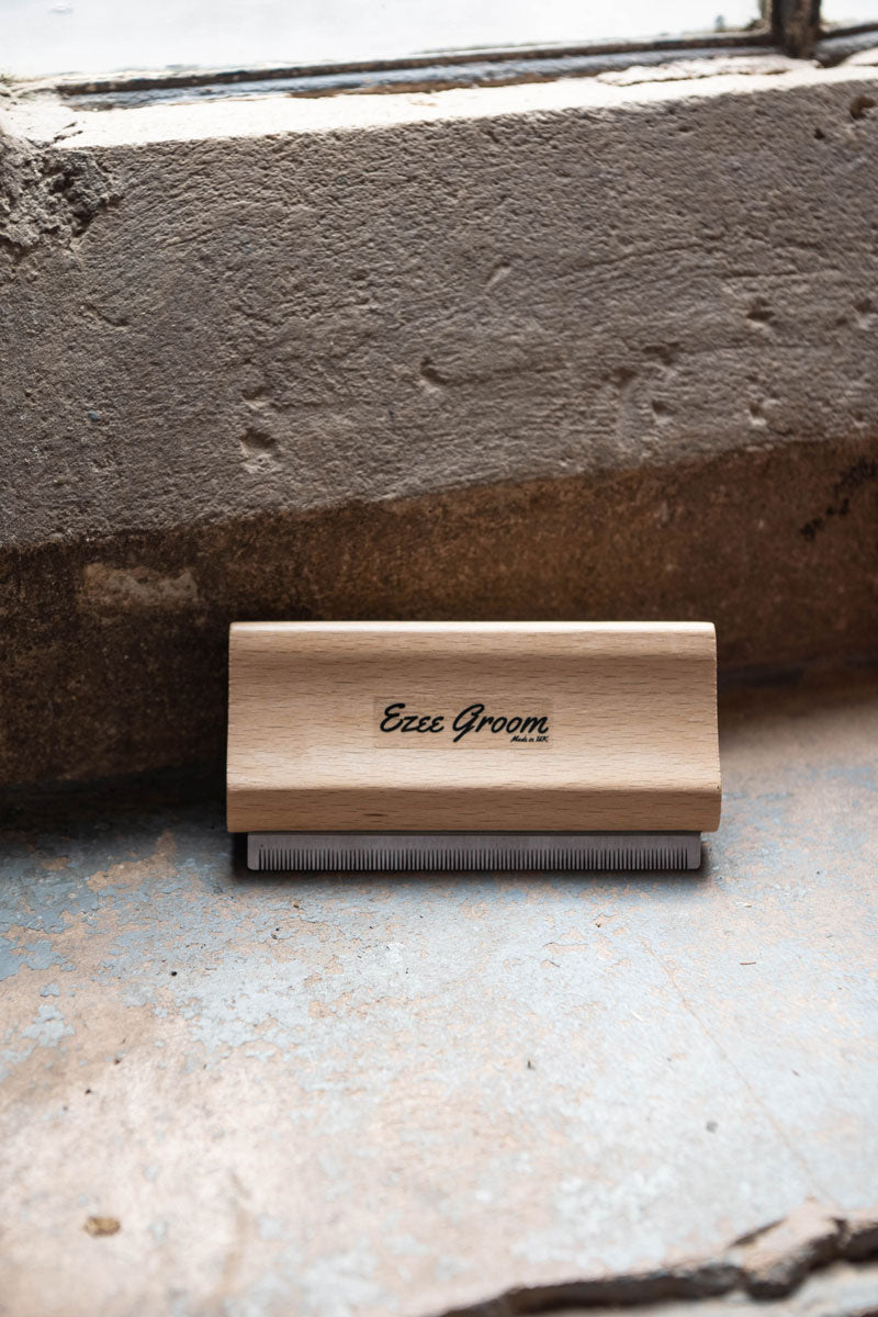 Smart Grooming The Ezee Groom