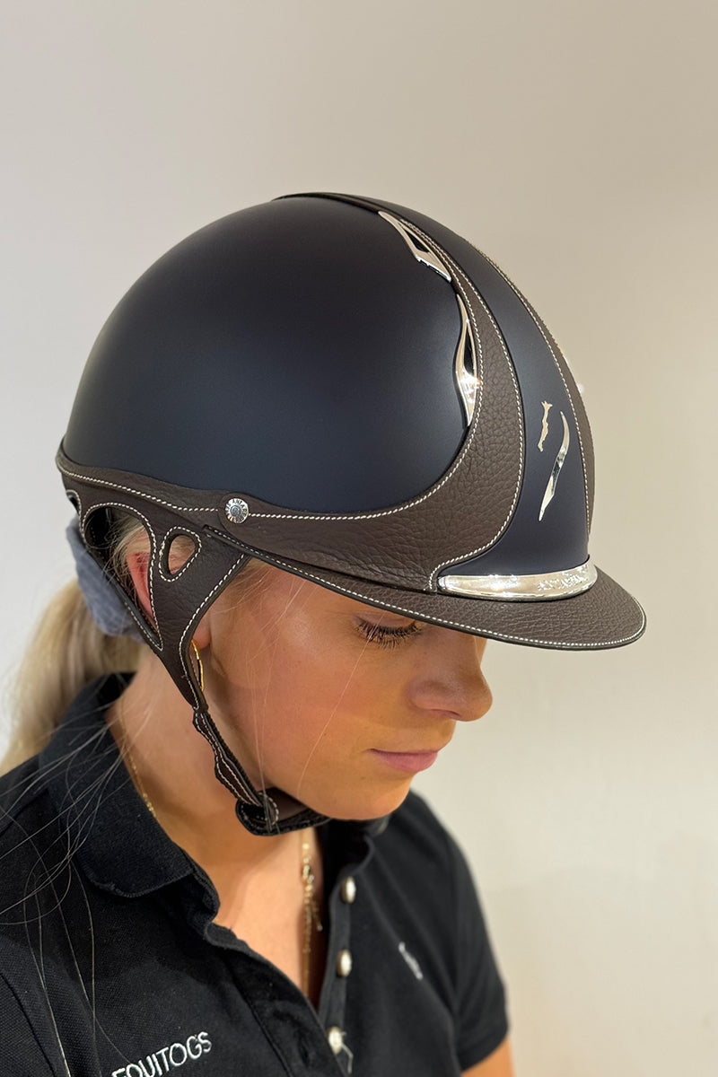 Antares Galaxy Riding Hat Matt Blue/Chocolate