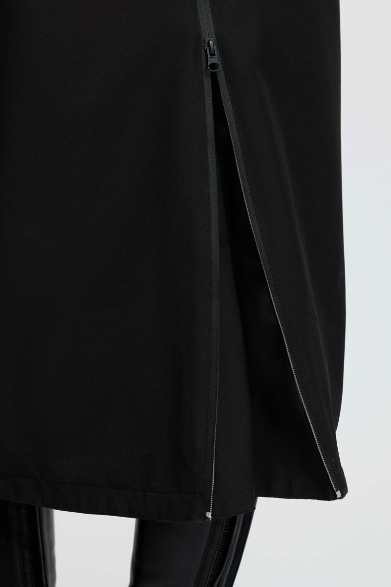 LeMieux Young Rider HydroShield Robe Black