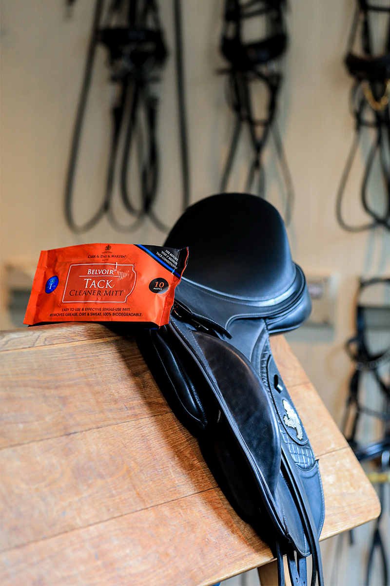 Carr & Day & Martin Belvoir Tack Cleaner Mitts